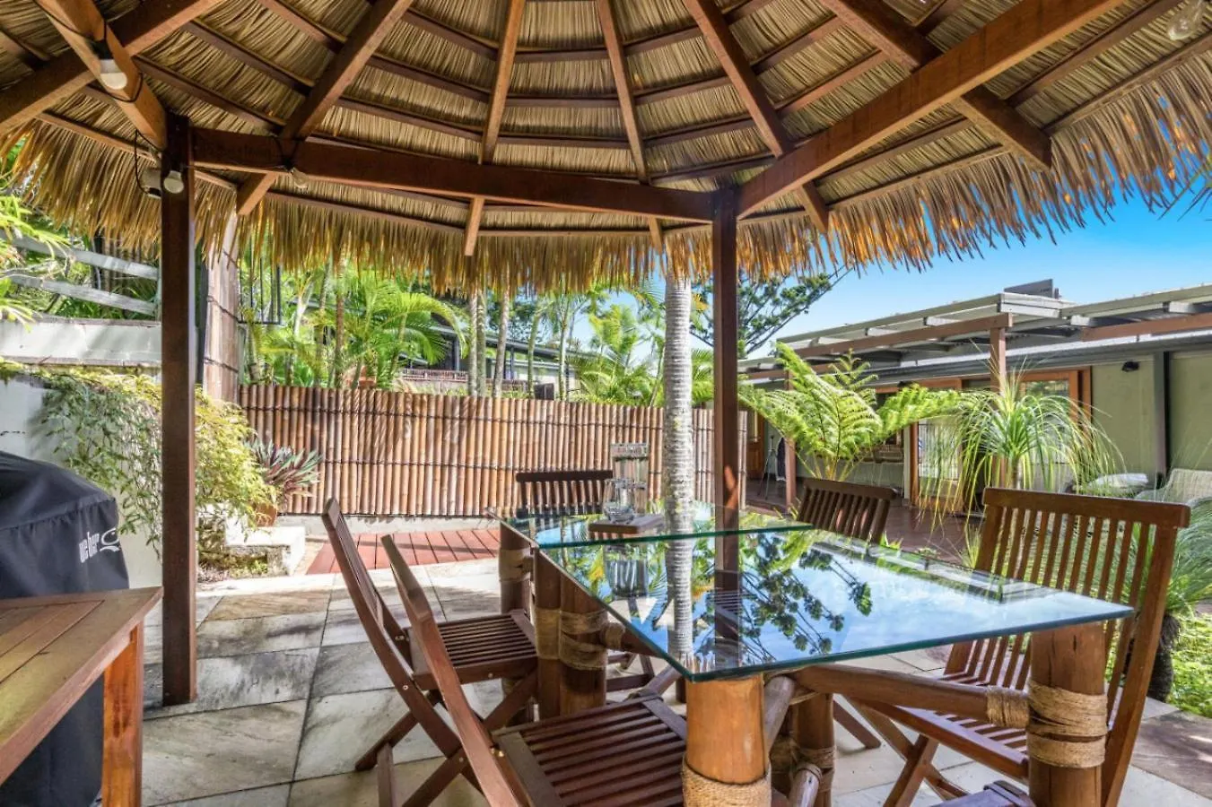 Cape Byron Suite 2, 3 With Private Lounge Байрон-Бей 0*,